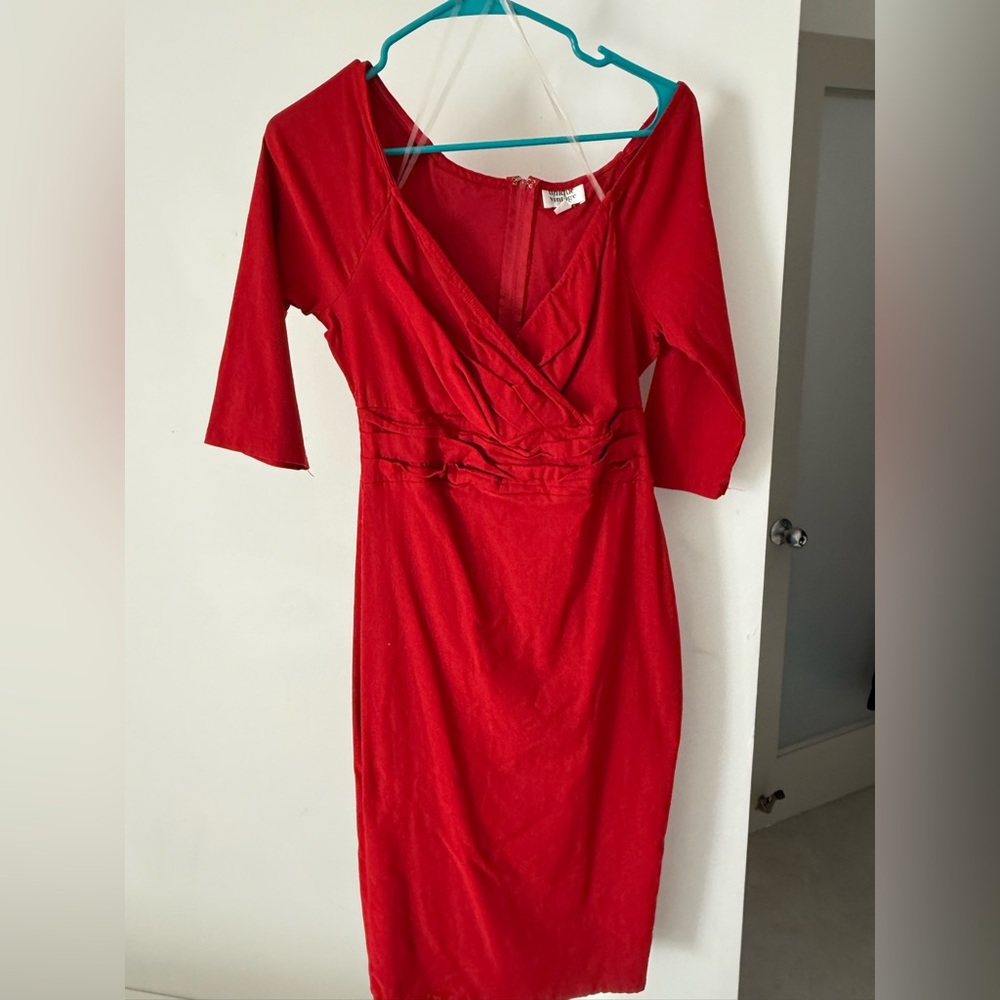 Unique Vintage Red Off-Shoulder Midi Dress Size L